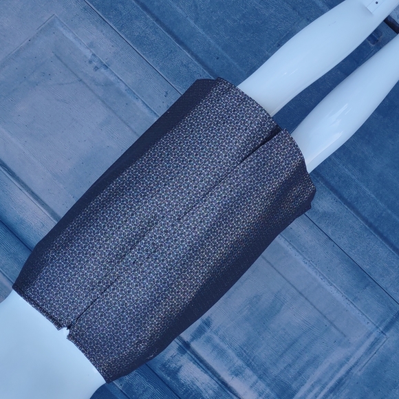 LE SUIT LADIES (2) PIECE SKIRT SET - Picture 8 of 16